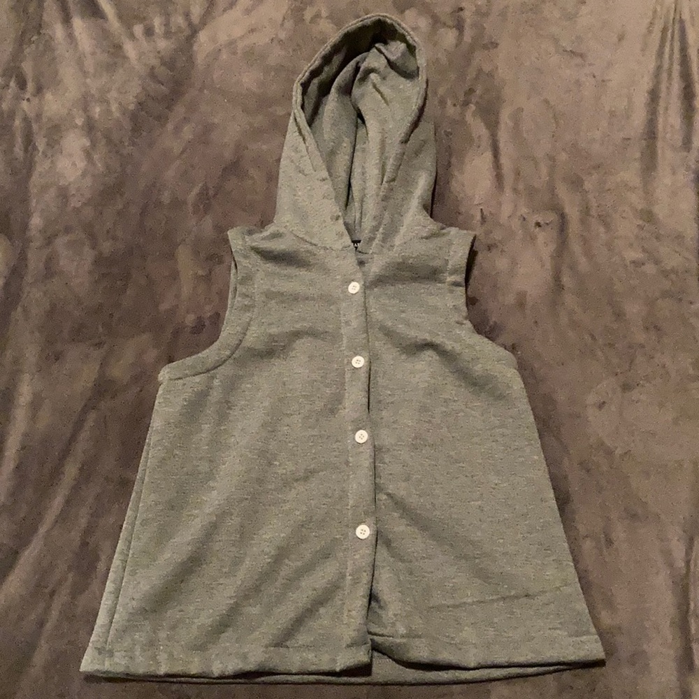 NWT Women’s Zaful Sleeveless Hoodie